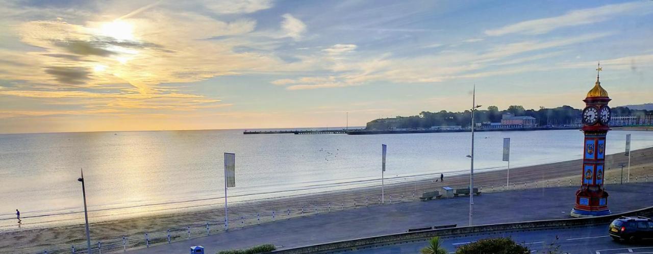 Sunrise View - Beachfront Apartment, Weymouth Esterno foto
